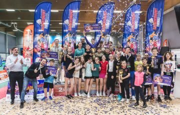 III Badmintonowy Turniej dla Dzieci i Młodzieży Warszawa 2022 za nami. Tłumy młodych adeptów badmintona